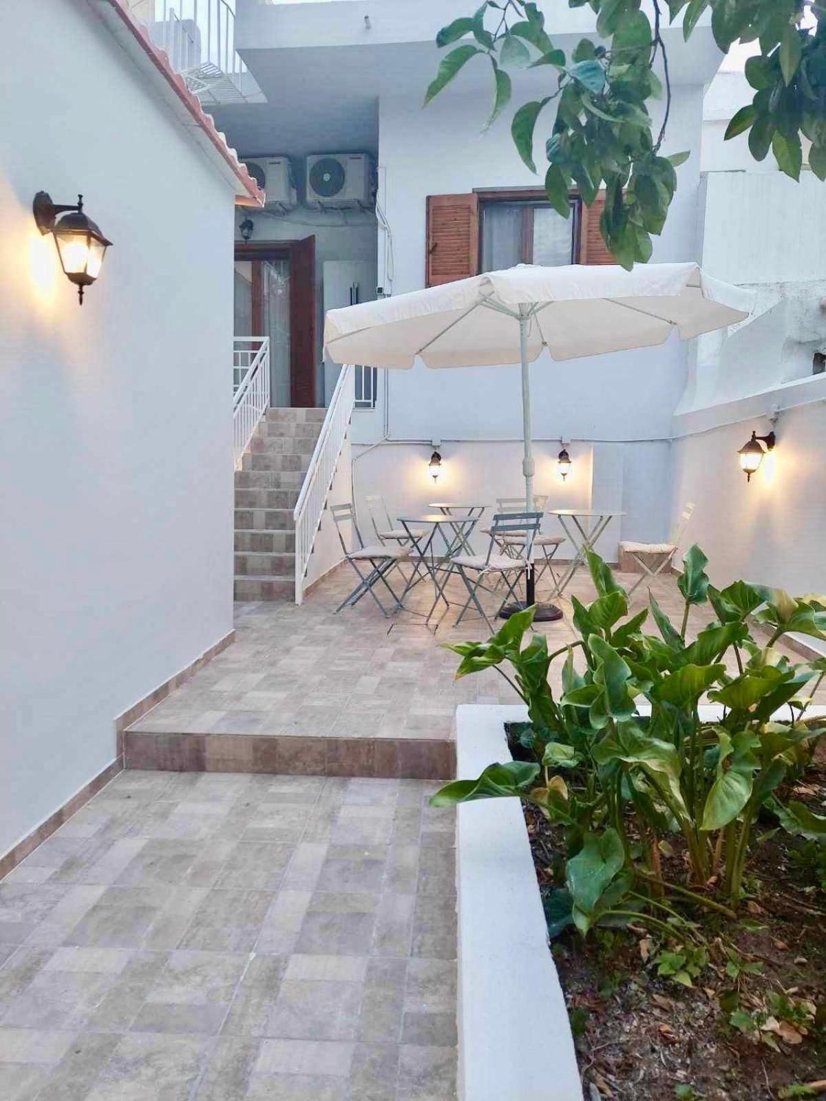 Aegina Utopia Suites מראה חיצוני תמונה